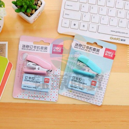 得力 0456 订书机可装订12张80G复印纸(混)    WLSZ01142040167544