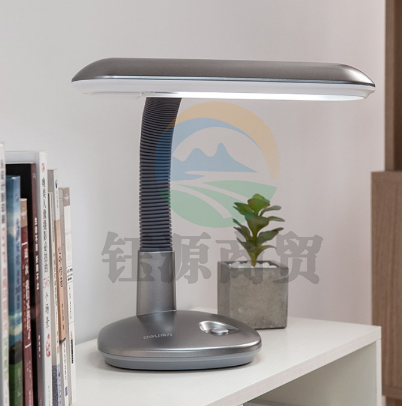 得力(deli)时尚高效节能台灯 三色光调节学习办公台灯 银灰色 3672